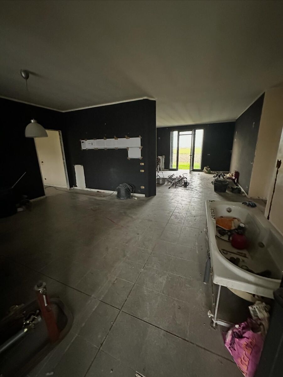 INIZIO LAVORI | RISTRUTTURAZIONE TOTALE VILLA – 200 MQ ✨ Quando un progetto…