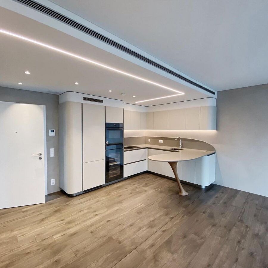 Cucina moderna realizzata da MVP Costruzioni